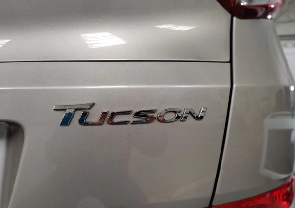 Hyundai Tucson cena 66420 przebieg: 150000, rok produkcji 2016 z Wolsztyn małe 106